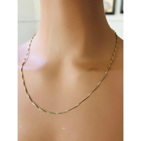 14k Gold Twisted Chain - Picture 3 of 5